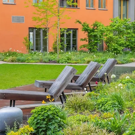 With Private Parking - Balcony - Center *