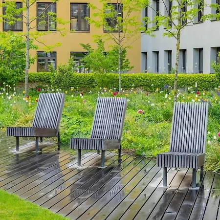 With Private Parking - Balcony - Center