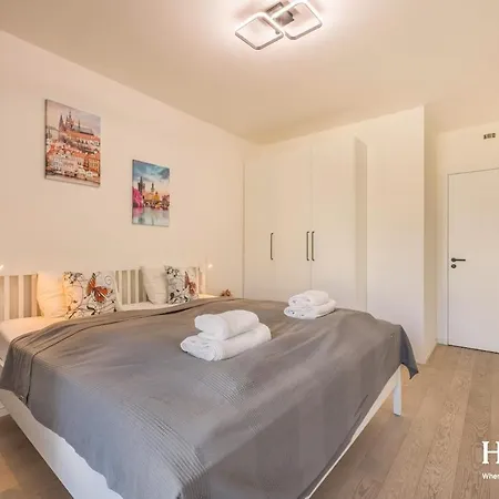 With Private Parking - Balcony - Center Appartement