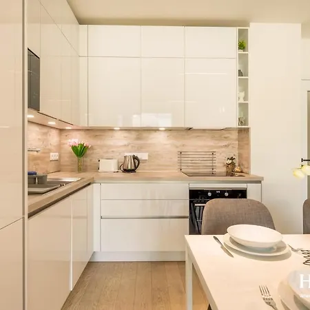 With Private Parking - Balcony - Center Prague