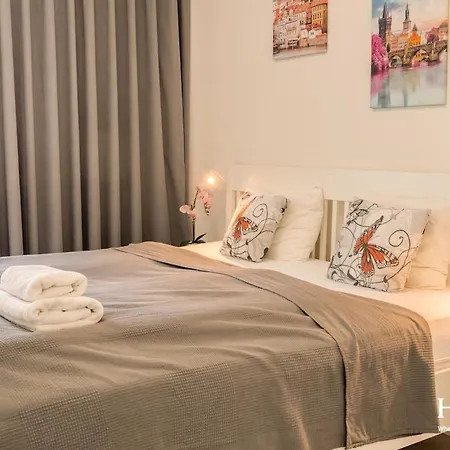 With Private Parking - Balcony - Center Appartement *